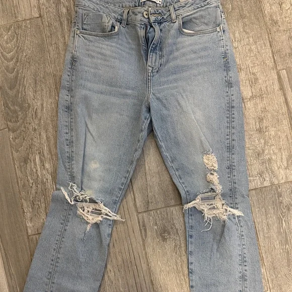 Distressed Zara Light Blue Women's Jeans - Picture 2 of 4